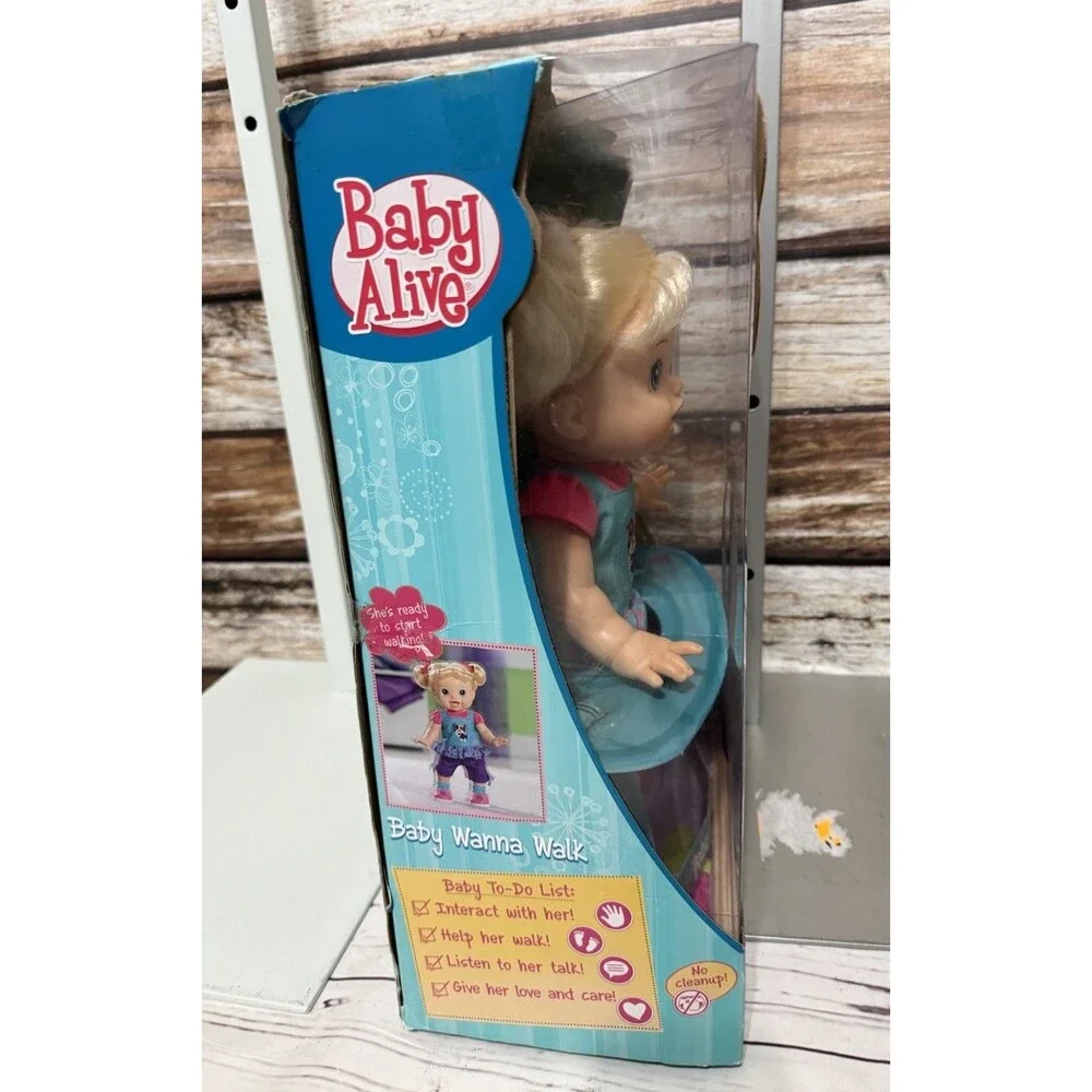 Vtg 2011 New Interactive Baby Alive Baby Wanna Walk Doll Collectible